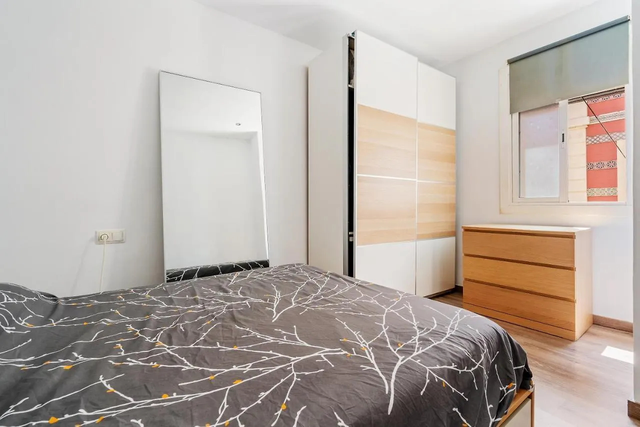 Apartment Beachside Bliss Charming 1-Bedroom, Barceloneta