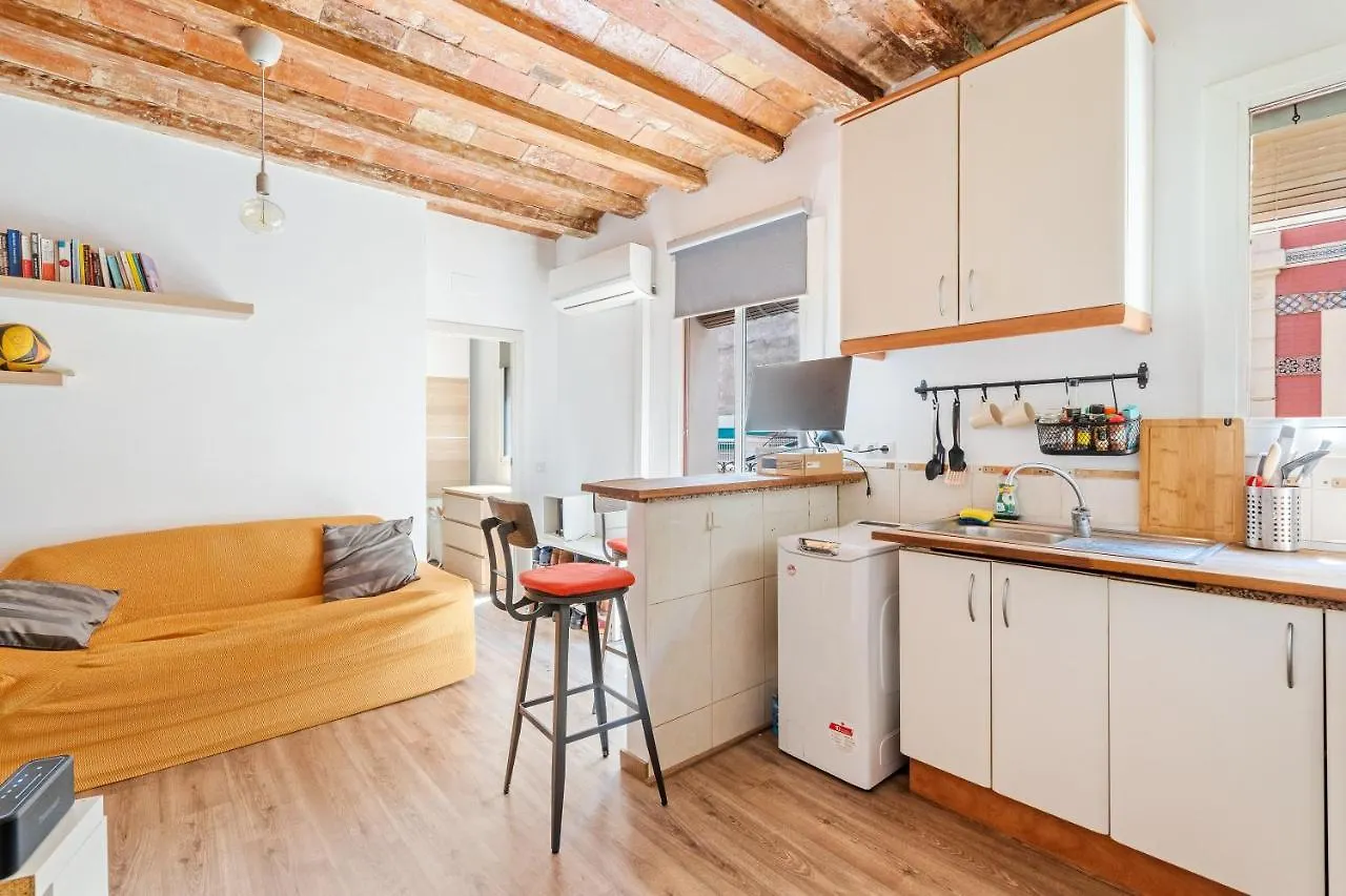 Apartment Beachside Bliss Charming 1-Bedroom, Barceloneta Spanien