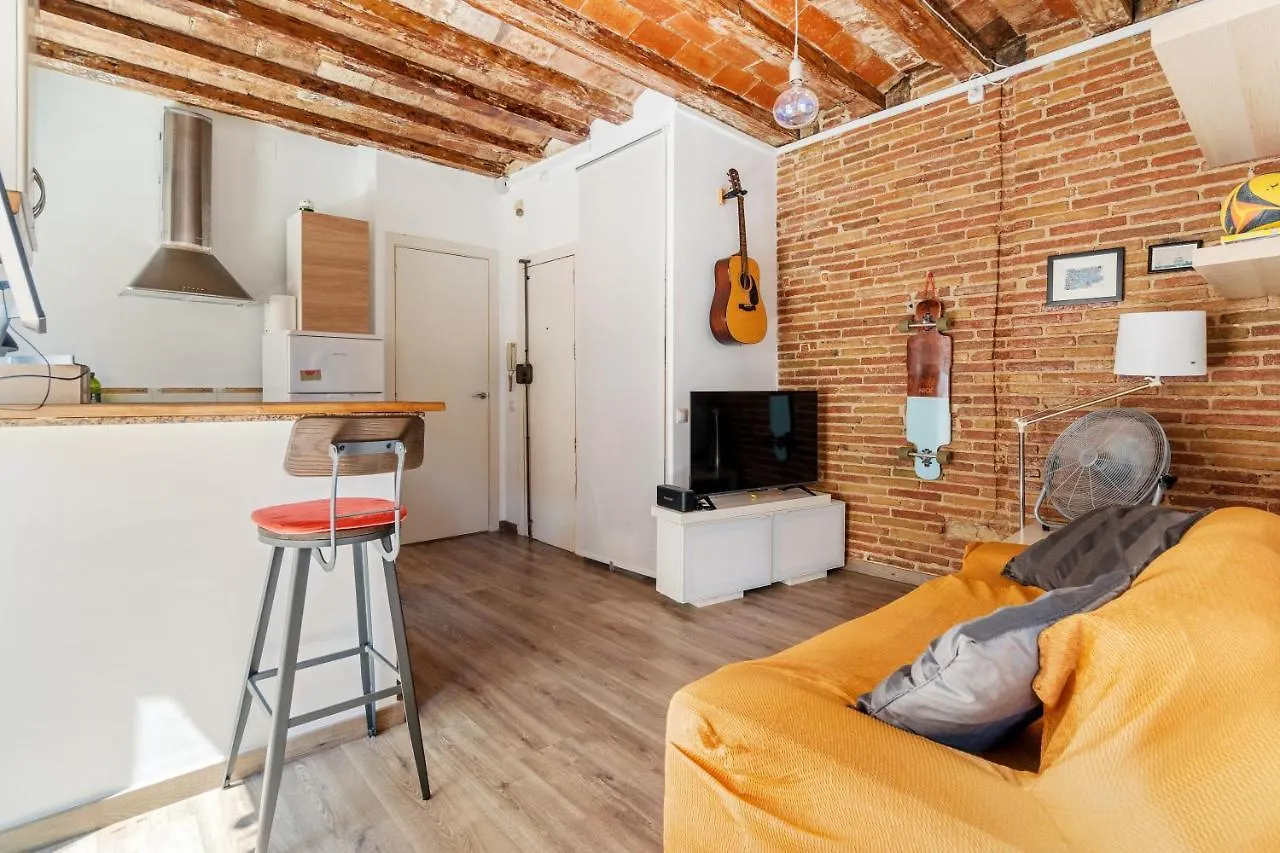 Beachside Bliss Charming 1-Bedroom, Barceloneta Spanien