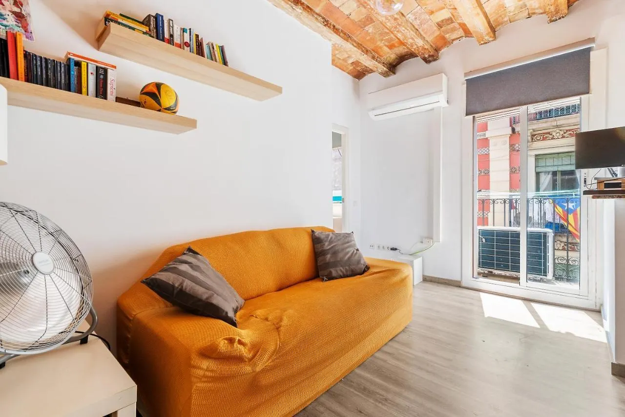 Apartment Beachside Bliss Charming 1-Bedroom, Barceloneta
